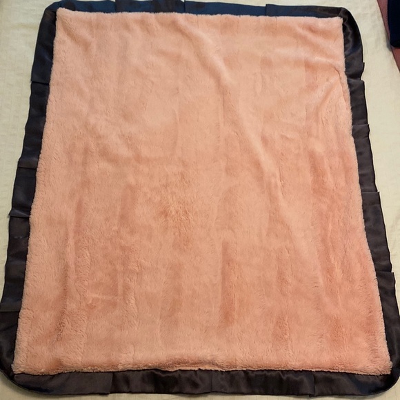 Minky Couture Soft Floral Blanket - Picture 2 of 4